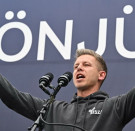 Magyar Péter akkora lyukra futott, hogy rögtön bele is zuhant