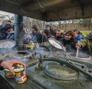 Migránstábor épülhet Magyarországon: ennyibe kerülne a magyar adófizetőknek