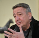 Bayer Zsolt: Hekkerkeringő