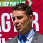 Vona most már mindent megadna a nem-fideszes nyugdíjasoknak is
