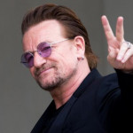 Bono koncert közben az ördög barátjának nevezte Orbán Viktort (Videóval!)