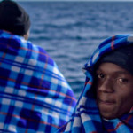 Kitoloncolták az ötvenmilliós migránst