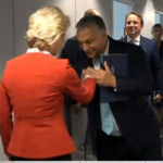 Orbán kézcsókja feltüzelte a baloldalt 