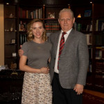 Az ellenzék Scarlett Johanssonnal kampányol