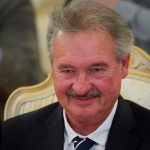 Nem nyugszik a luxemburgi külügyminiszter