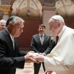 Rémisztő képződmény lenne Ferenc pápa is, aki szintén fehér férfi?
