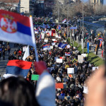 Tüntetések előre megírt kottából