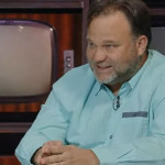 Az Orbán-gyűlölő humorista az anyját is felrobbantaná és közben sortüzet vizionál