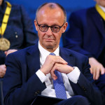 Robert C. Castel: Eszkalálj, ha Merz!