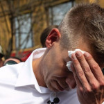 Futótűzként terjed a neten a videó, ahol Magyar Pétert pofon csapja a valóság