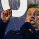 Csörtetnek bátran a senkik