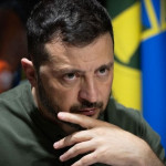 Bayer Zsolt: Na, gyertek, csüccs ide!