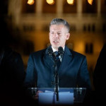 Ez jön: vér, veríték és könnyek