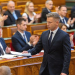 Kutyaszorítóban