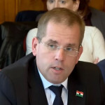Újabb Ruff Bálint-féle partizános miniszter ugorhat be Magyar Péter kormányába 