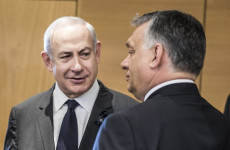 Bibi és Viktor megeszi a demokráciát