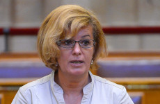 Bangóné tombolásától Tóth Bertalan csokhiteléig