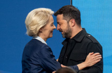„Te, András, jól fizet a Zelenszkij?”