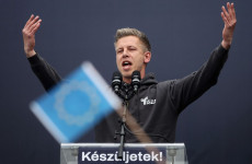 Magyar Péter megint hazudott, a Tisza megszavazta Brüsszelben a háborúpárti javaslatokat 