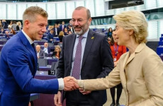 Most Münchenben szelfizett