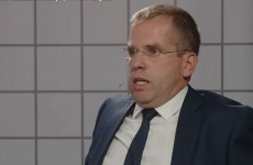 Fizessenek a gazdagok!