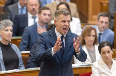 Baráti tűz: Kulja András leplezte le Magyar Péter kampányhazugságait Baráti tűz: Kulja András leplezte le Magyar Péter kampányhazugságait