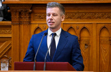 Árad a Tisza, szikkad az ország Árad a Tisza, szikkad az ország