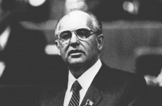 Pilhál György: Forró augusztusok Pilhál György: Forró augusztusok