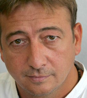 Bayer Zsolt: Nyakonb@szó