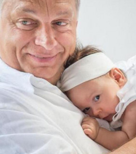 Nézni is gyűlölik Orbánt a kisunokájával