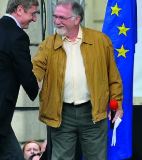 Vágó úr csorgó nyállal magyarázta Gyurcsány tahóságát