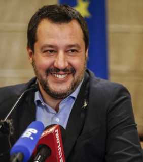 Salvini ismét keményen beszólt Salvini ismét keményen beszólt