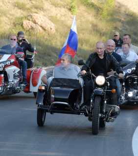 Putyin, a kemény fiú