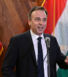 Nyílt levél David Pressman úrnak. Tisztelt Nagykövet Úr! 