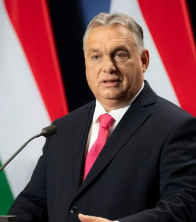 Orbán Viktor győzelme miatt forrong az osztrák lap