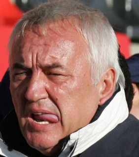 Kiállok a megtámadott Pilhál György és Pilhál Tamás mellett!