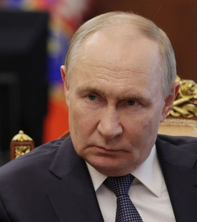 Putyin csak játszadozik Donald Trumppal? Putyin csak játszadozik Donald Trumppal?