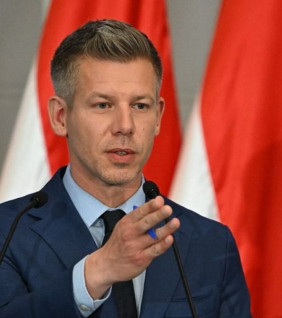 Bayer Zsolt: Bezzeghumbug