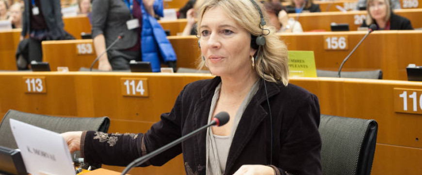 Morvai Krisztina: migránsáradattal készül az EU április 8-ra
