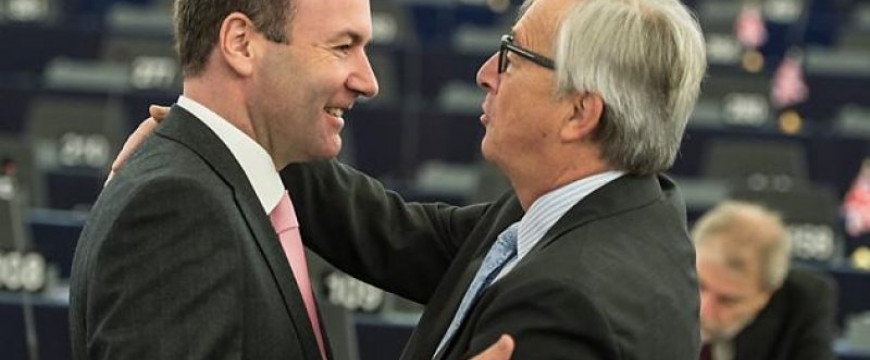 Weberék pofára estek a Fidesz és Orbán elleni alattomos támadással