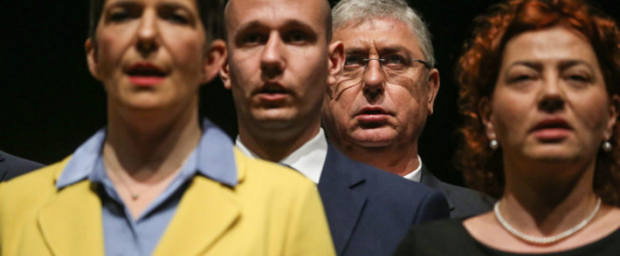 Dobrev újabb gaz támadást indított
