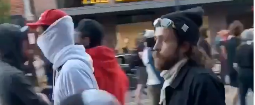 Ezt a videót minden liberálisnak a figyelmébe ajánlom