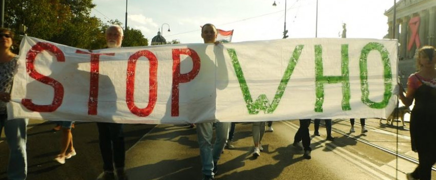 Tüntetés volt a WHO ellen Bécsben október elsején. Tudták? 