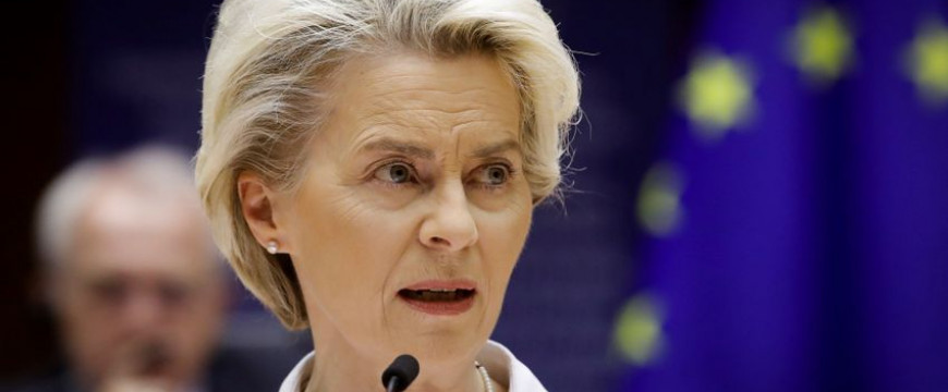 Elveszítheti állását Ursula von der Leyen