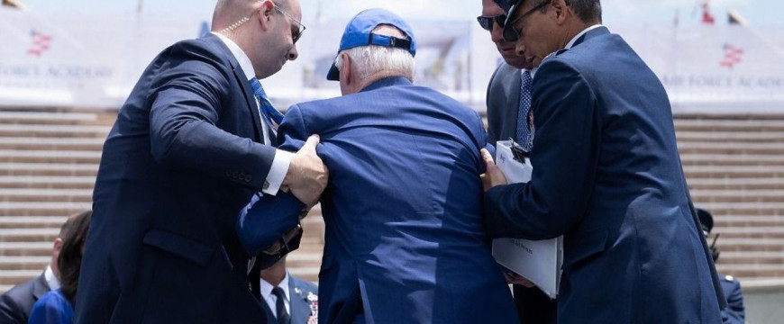 Joe Biden Majakovszkij útján