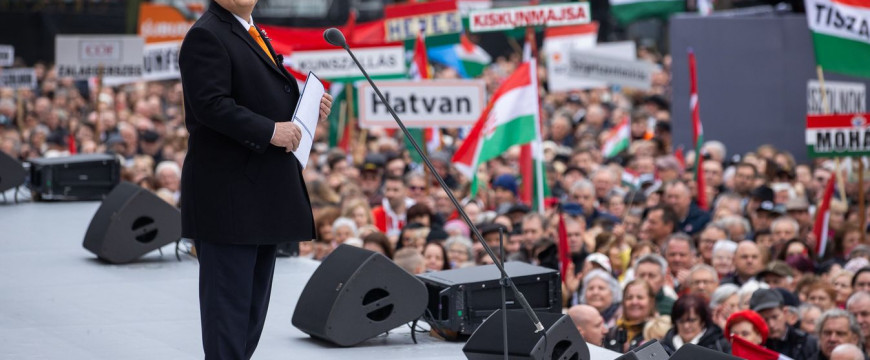 Fricz Tamás: Változó korszellem és közhangulat