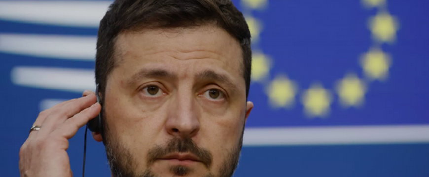 Ukrajnát be-, Magyarországot kitenni 