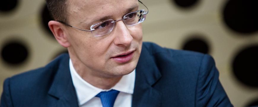 Szijjártó Péter a Harcosok órájában tette helyre Magyar Pétert