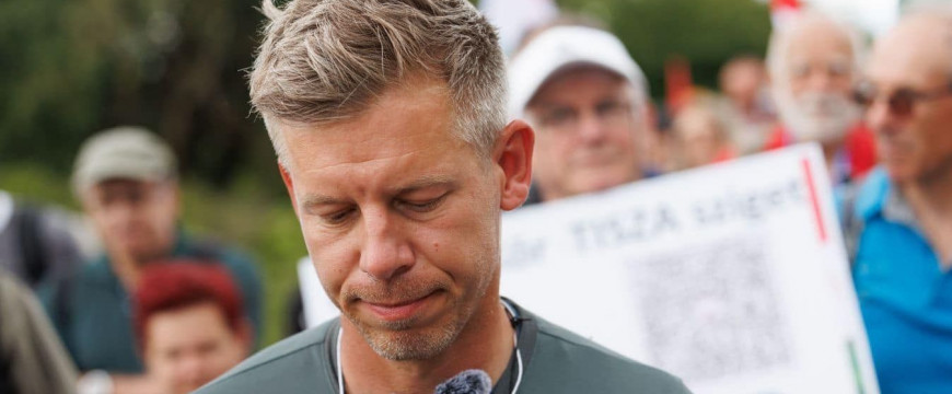 Bayer Zsolt: Aranyhalak 2.0