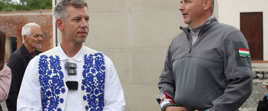 A Tisza észkombájn vezetői szerint a terrorveszély csak Tóni kampánytrükkje A Tisza észkombájn vezetői szerint a terrorveszély csak Tóni kampánytrükkje